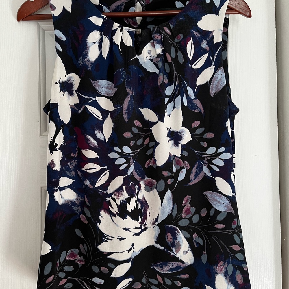 Ivanka Trump floral pattern top